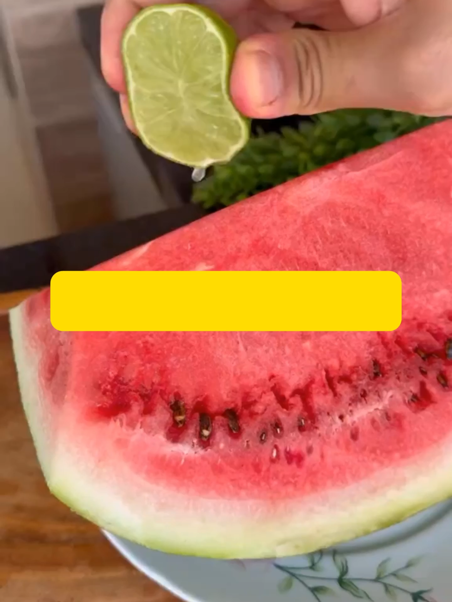 La medicina natural que no conoces 🍉 ¡El secreto que las farmacias no quieren que sepas! 🤫 Descubre el poder de este jugo de sandía, remolacha y limón para desintoxicar tu hígado, eliminar cálculos renales y tener una piel radiante. ¡Una solución natural y poderosa para tu salud! ✨ #RemedioNatural #Sandía #Remolacha #Detox #LimpiezaDeRiñones #PiedrasEnLosRiñones #HígadoSano #PielRadiante