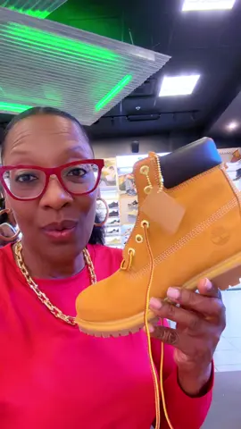 Are these the ones?? #timberland #timberlandboots #fallfashion #streetwear #fyp Jr said yes🤩🔥🎀🥳🛍️