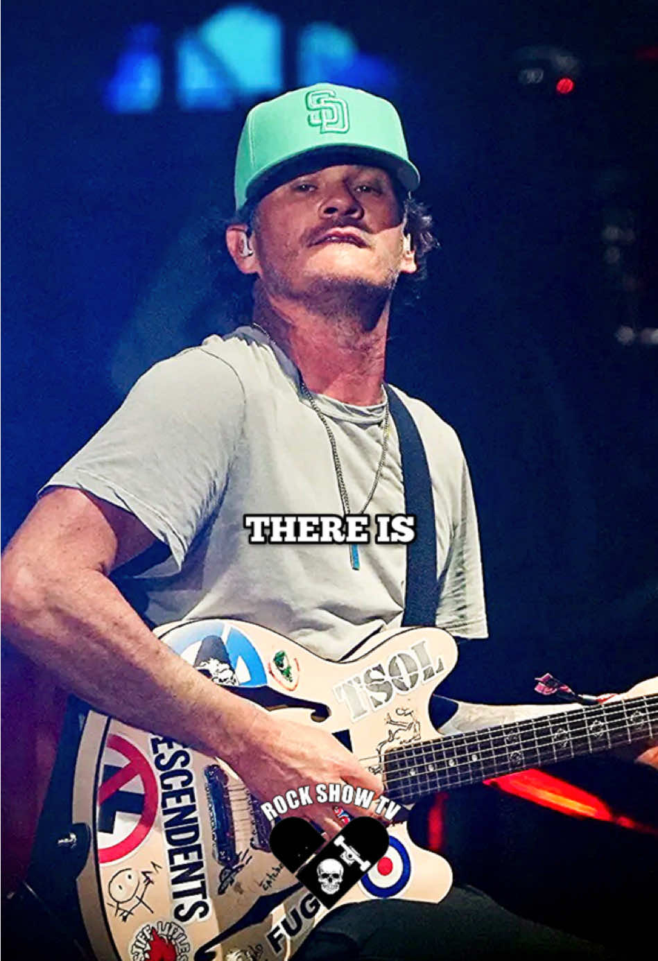 THERE IS❤️🎧🥹 Box Car Racer x blink-182 🫂 @Tom DeLonge @Mark @Travis Barker  • • • #blink182 #boxcarracer #punk #rock #fyp 