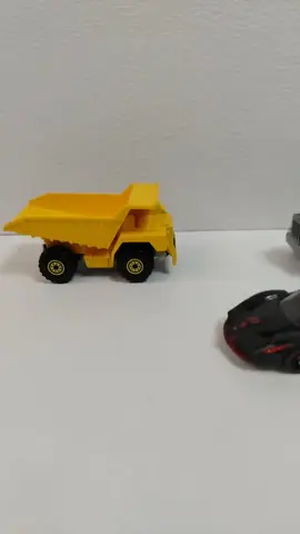 #hotweels #hotwheelscollections #reunionbalderas #hotwheelsmalaysia #hotwheelsmexico🇲🇽 @❤️ sexyllector ❤️ @SOLIDGRAYFOX @osito @🏁🚩🇲🇽😎RODRIGOWHEELS😎🏁🚩 