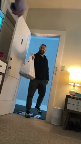 Trust me. They’re not all Prince Charming. #deliverydriver #doordash #gay #scruff @SCRUFF @Grindr 