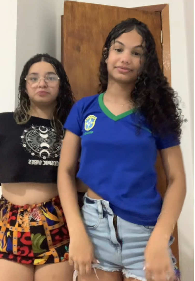 @Gomes 💕 somos 100k. Amo vocês ❤️