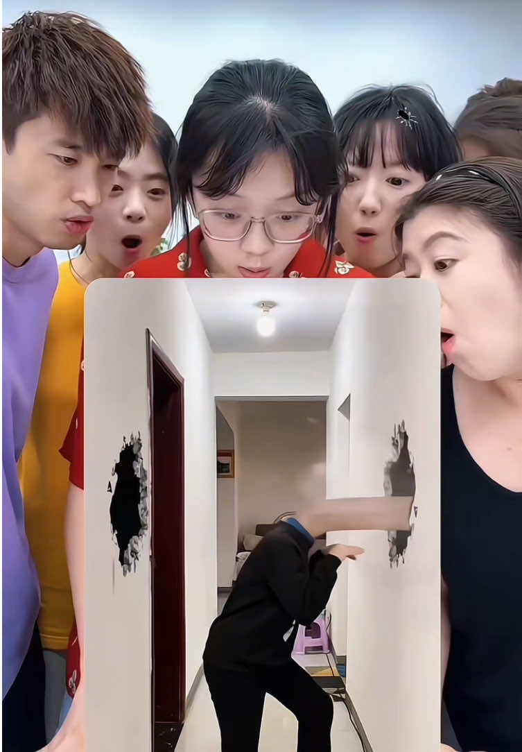 Free template dance “Shake the Bird”In this production of the same special effects, a photo turned into a video, bird shaking gesture dance free tutorial, popular music ai bird shaking gesture dance, Fengbao gesture dance, cute pet gesture dance, cute pet debut plan#capcut #capcutforus#capcutpioneer#Template special effects#aifilter
