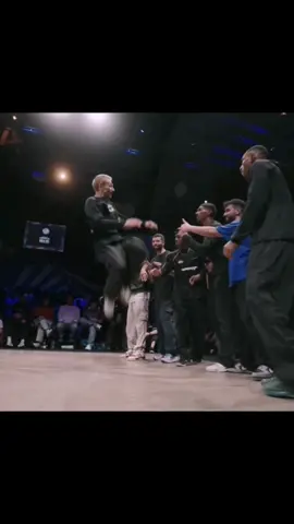 Who the best? #bboy #dance #breakdance #breakdancer #dancer 