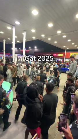 Well boys maybe we can do this in Florida #gatlinburg #slammedenuff #seviervilletennessee 