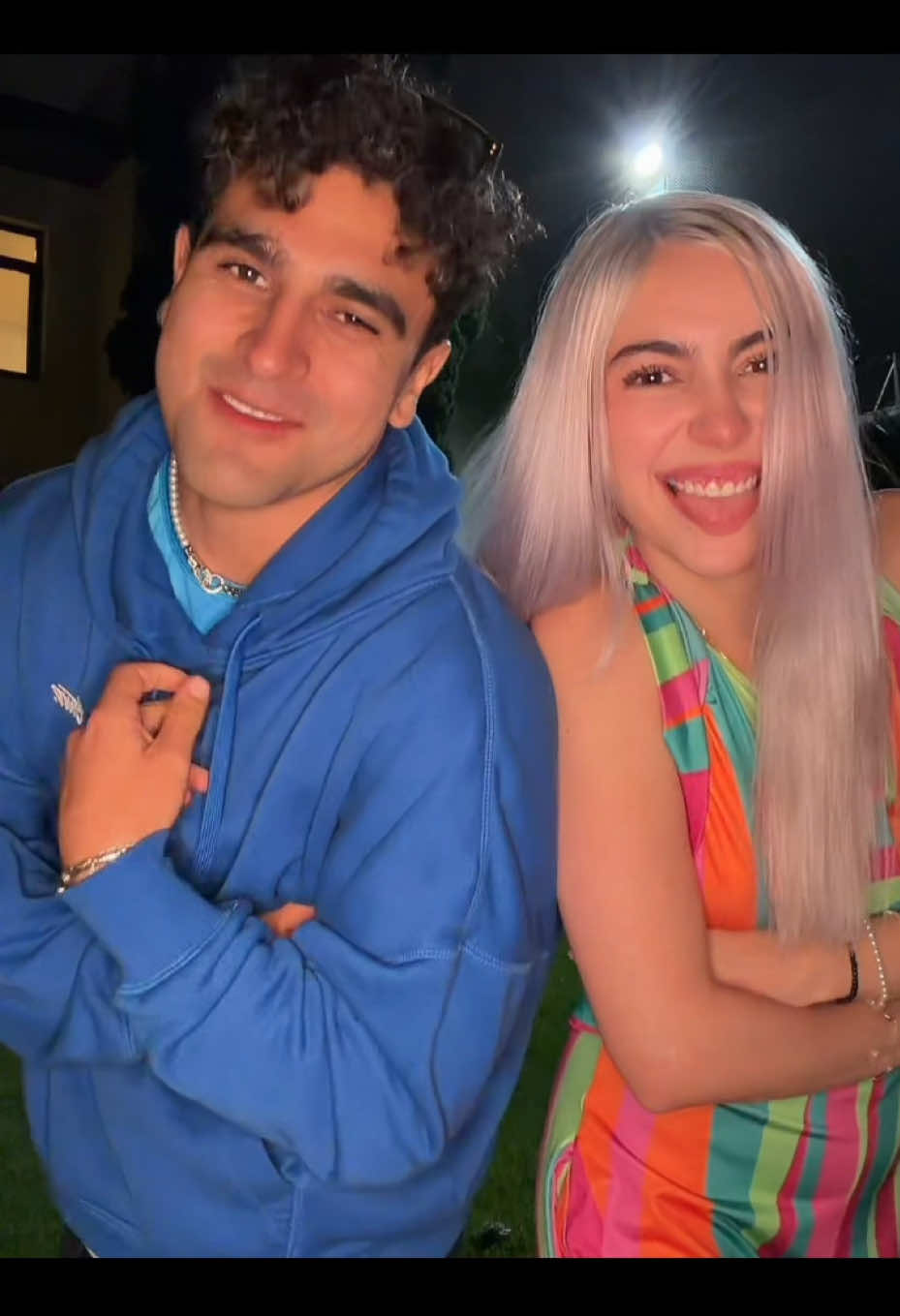 “Oye hacemos este video?”: