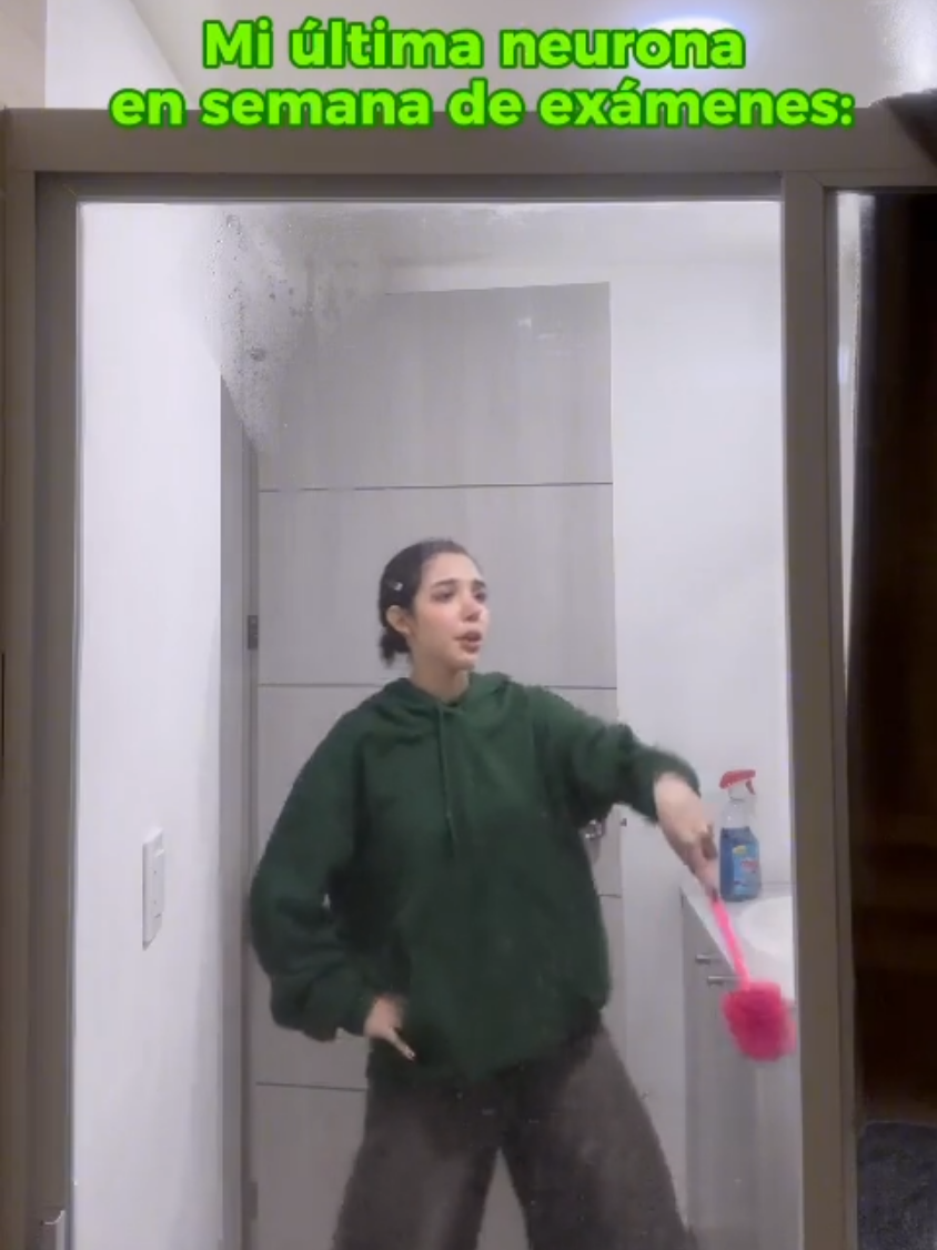 Exam time ⌚💚 #oldtrend #bethcast #neuronas #dance #viral 