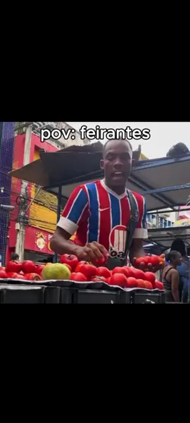 pov: feirantes  olha a macaxeiraaaaa #feirantes #memebrasileiro #papo Br  eu sei que não vai viraliza por que já é tarde 😔