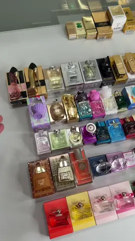 Mini perfumes #parati #miniperfumes #perfume #perfumesoriginales #perfumetiktok 