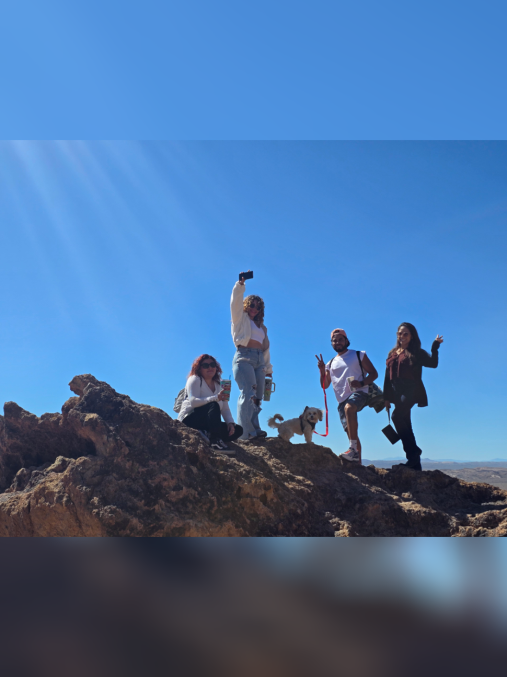 Wknd Getaway TRIBU FAMILIA 🫶✨️ @KittyKat @Jonathan Molina 3500 @Jen💫🙏🏼❤️ #Calico #friends #ghosthunting #TRIBUFAMILIA #goodvibes 
