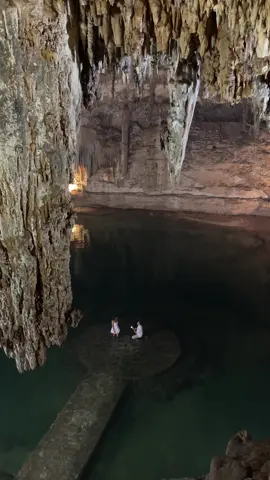 Pedida de mano en cenote. . #cenote #valladolid #pedidademano #proposal #weddingtiktok 