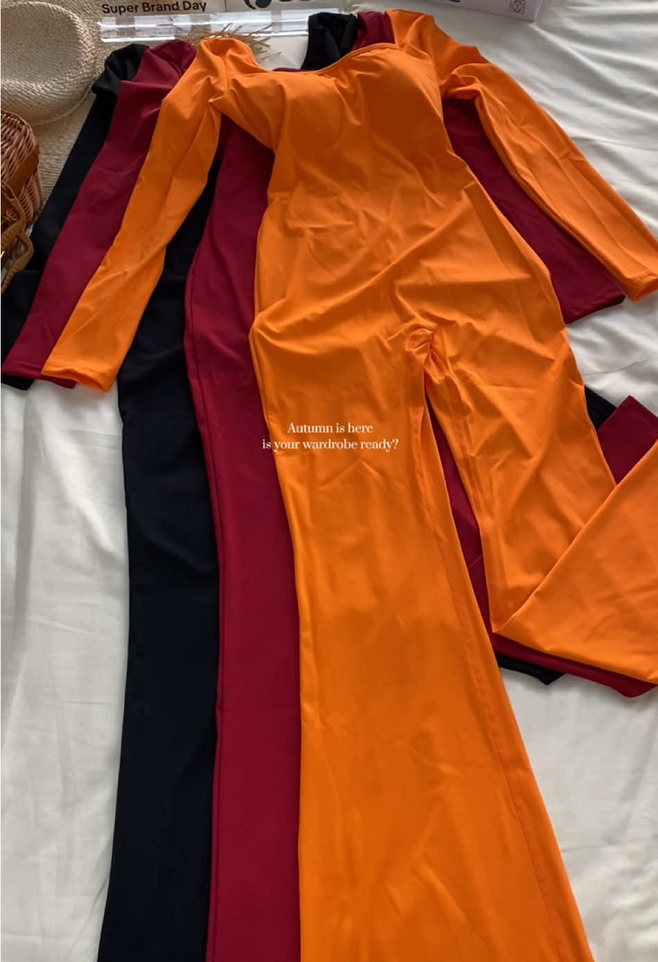 🍁 Autumn is here🔥#oqqwithyou #tiktokshopsale #oqqsuperbrandday #fashionfest #AutumnOOTD 