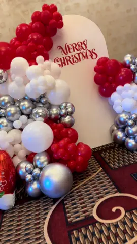 Anulo cualquier maldición pero rigna linga tinga tuuuu jajajaja  Quien más está listo para navidad?  #balloon #lebouquetballoons #bayareaballoons #globos #balloontipsandtricks 