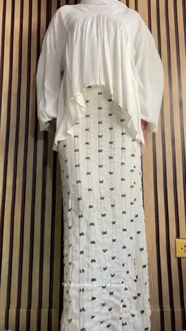 @kisha🇵🇸 ⬅️top from here #skirt #outfitinspo #ootdhijab 