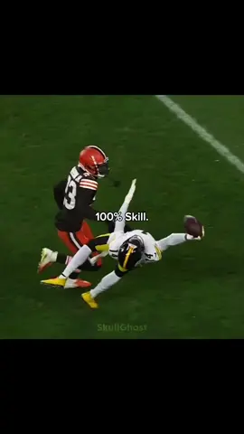 100% Pure Skill. #nfl #nflmoments #nfledit #skills #impossible 