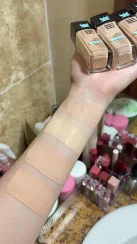 Maybelline Fit Me Matte Poreless Foundation ✨ • ជាម្សៅទ្រនាប់ដែលមានសាច់ម៉ត់ខៃ លាបចូលមុខយ៉ាងរលោង មិនប្រតាកពេលពាក់ម៉ាស • ផាត់ចូលសាច់មុខសប់ល្អ Smooth Blur រន្ធញេីសបានល្អ • ជួយបិទបាំងស្នាមល្អ ទប់ជាតិប្រេង និងអាចជាប់បានយូរពេញមួយថ្ងៃ មិនកកម្សៅឡេីយ • Original Product From USA 🇺🇸  #Maybelline #maybellinefitmematteporelessfoundation #beeskinandbeauty #fyp #cambodia🇰🇭 