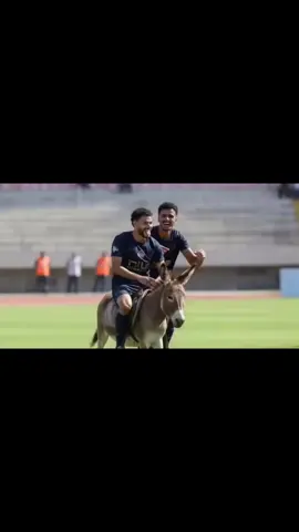 دونجااااا 😂😂😂😂😂😂😂#الزمالك #الاهلي #الشعب_الصيني_ماله_حل😂😂 #الدوري_المصري #اسلام_مهدي 