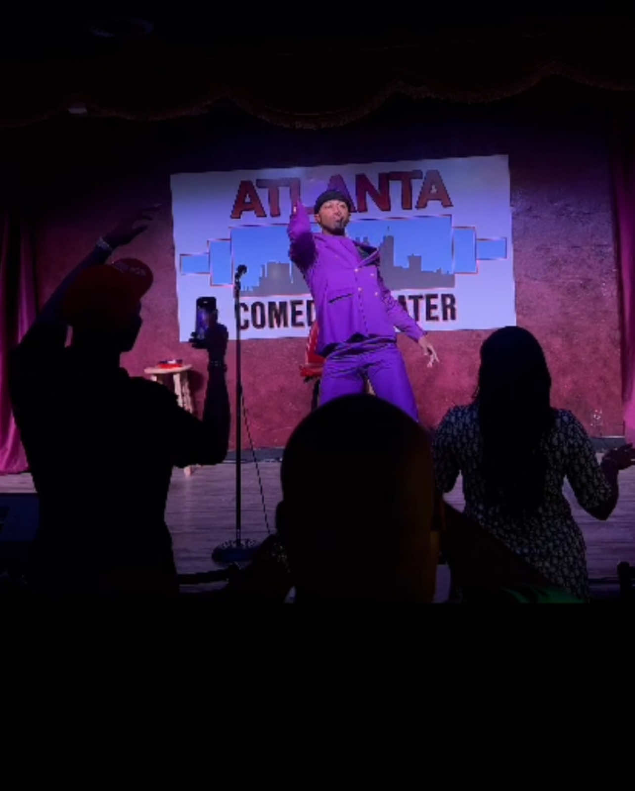 Chicago Get Ready!!!! We are 2 weeks away!!! Dean Wean aka Purple Willie will be live at @riddlescomedyclub October 19th!! Best Believe the Purple Playa will be bringing his best sh*t!! So get your last minute tickets now at RiddlesComedy.com or CLICK THE LINK IN BIO!!! ITS PURPLE🕺🏾🕺🏾🕺🏾