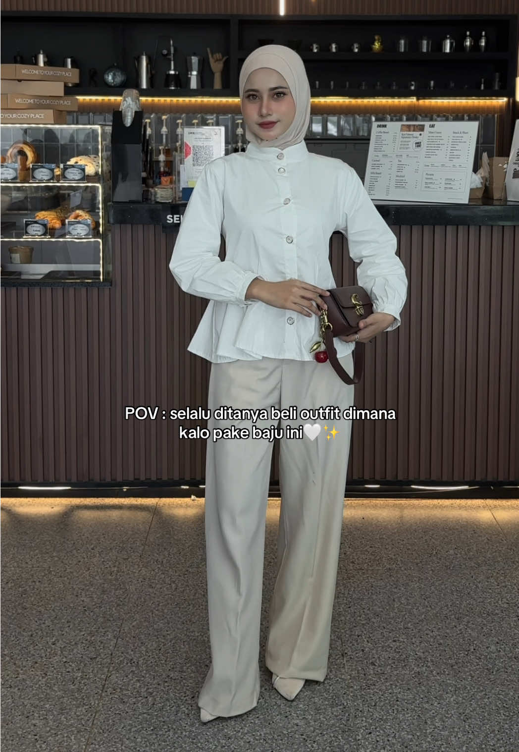 Membalas @rossi outfit yg bikin salfok🥹🤍#ootdhijab #OOTD #outfitinspo 