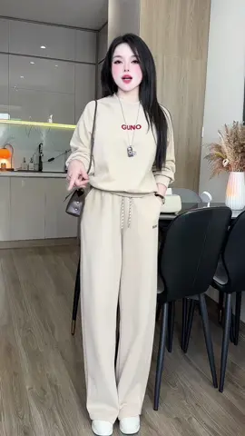 Set bộ nỉ thêu quần suông chất nỉ hai da cao cấp lên form dáng đẹp mê   #setbo #setboxinh #setbonu #setbothethao #setboni