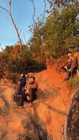 Sunset #merbabu#mountain#fyp#pesonaindonesia#Hiking