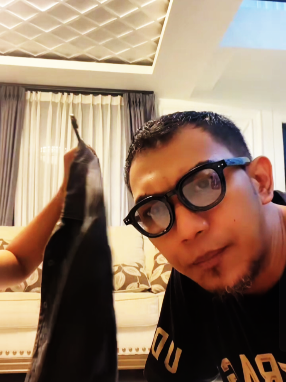 jaket almh mpok alpa  #serly #mpokalpa #jie #artist #fyppppppppppppppppppppppp @mrshrlyna_ @Jie Langit Official 