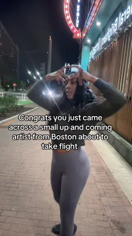 Starboy by Sachelle out now 💙⭐️ #rnb #newsong #risingartists #discovernewartists #musictok 