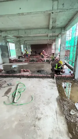 Các cháu cố gắng mà học tập chăm chỉ nhé đừng như các chú#thợ_xây 