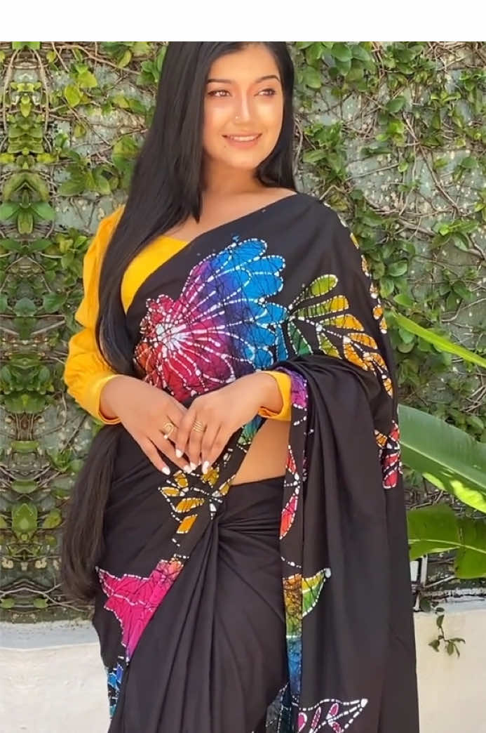 සාරියට ඔයා හරිම ලස්සනයි ❤️💓#saree #batiksaree #batik  @Nethmi Roshel ❤️