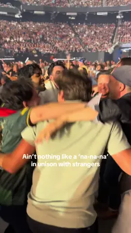 We were all Jude last night @Paul McCartney #thebeatles #vegas #concert 