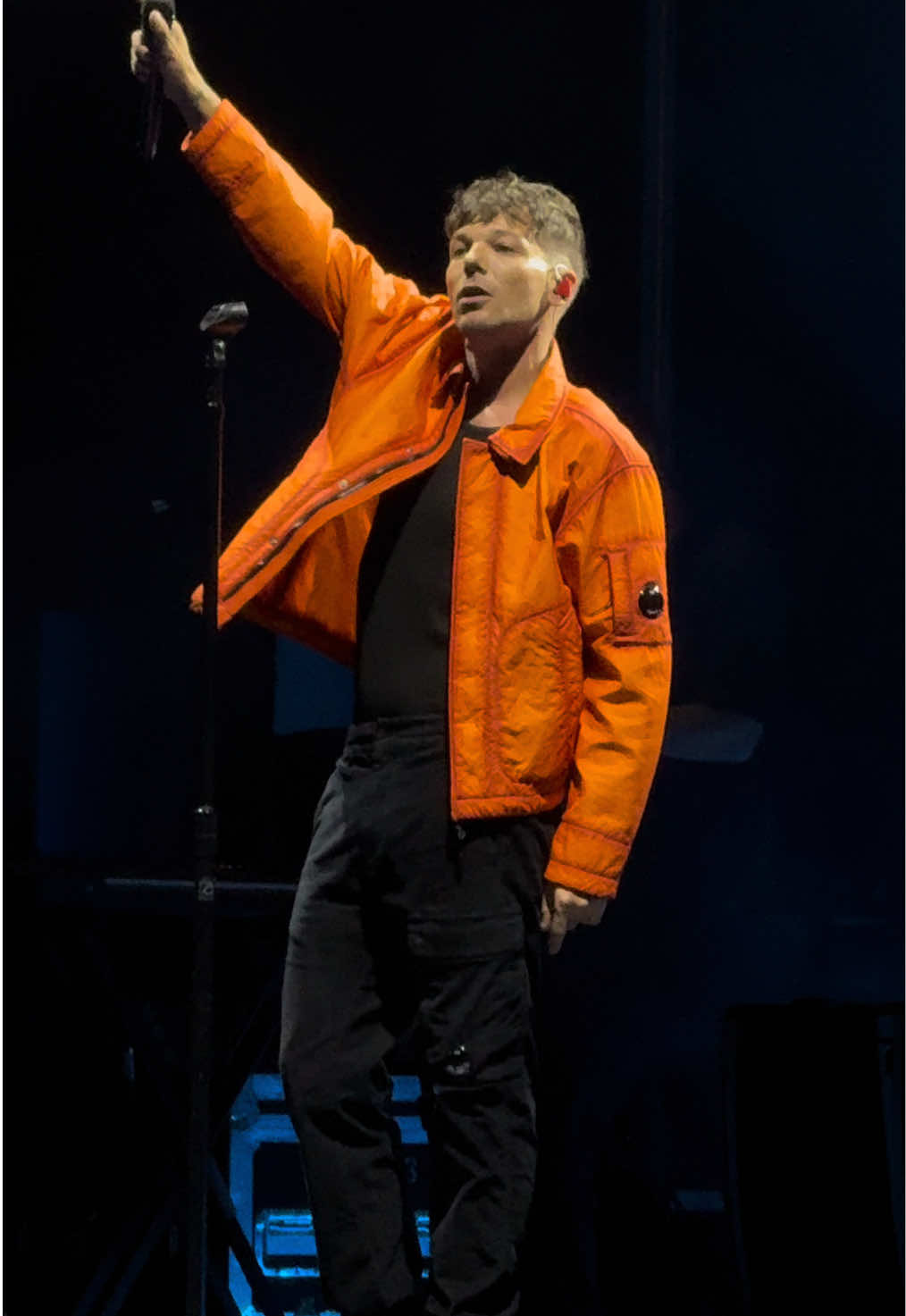 LOUIS FIRST TIME SINGING NO CONTROL SOLO AT AFHF @Louis Tomlinson @LouisTomlinsonHQ @The Away From Home Festival #theawayfromhomefestival #louistomlinson #nocontrol #onedirection 