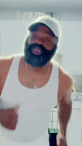 Frankie Beverly’s spirit got into me!😁💪🏾💪🏾 #frankiebeverly #impressions #beforeiletgo 