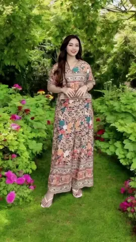 ONE SET CROP SETELAN CELANA KULOT WANITA HIGHTWAIST RAYON PREMIUM BUSUI FRIENDLY Kancing #onesetwanita #setelanwanita #celanakulot #onesetbusui #fyp 