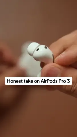 someone’s gotta be honest #Tech #apple #airpods 