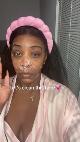 Skincare 😘 #fyppppppppppppppppppppppp #fyp #viral #skincare #skincareroutinetips 