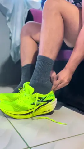 Flame 4 Mix Men Running Shoes Breathable Heat-dissipating Comfortable #361degrees #Running 