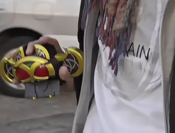 và ai đó  #kurenaiwataru#kamenrider #kamenrideredit #fpy 