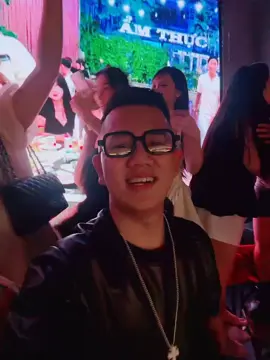 Hay quá a nam.ơi idoi.em 😘