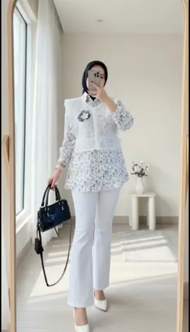 Blouse Wanita Motif Rekomendasi Blouse Wanita Motif #blouse #blousemurah #blousewanita #promomakan1010 #fashion 