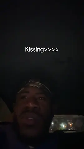 If I like you, I’m definitely kissing on you all the time #tiktokafterdark #funnyvideos #relationships #relatable #physicaltouch 
