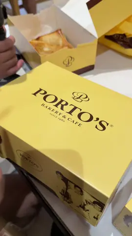 Trying Porto’s in Los Angeles 🌴
