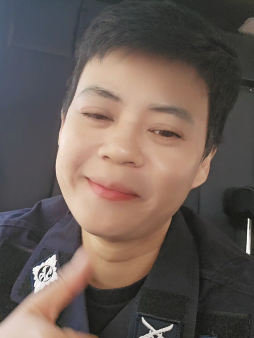 เช้านี้ ขออวย ซีรี่ส์ 2 เรื่อง  ... ว่าแต่ ตื่นรึยัง ตื่นแล้วเนอะ  5555  #พิษรัก #คนโปรดของควีน #glseries 