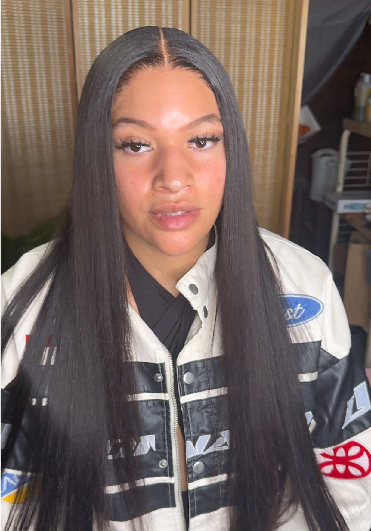 This is one of the best wigs I’ve seen in a while 😍 lace was thin and HD & the hair was so soft and silky ! Lace frontal wig install on my girl #longbeachhairstylist #inglewoodhairstylist #wiginstalltutorial 