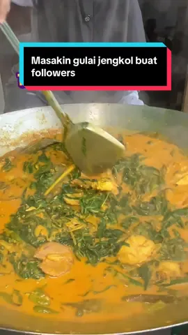 Masakin gulai jengkol buat followers. Padahal niatnya mau dijual kenapa jadi 😭 #ayuwisya #masakanrumahan #gulaijengkol 