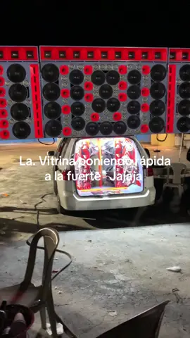 #chipeo #lavitrina #chipeohiguey @La Vitrina 🔊 