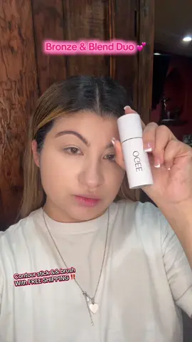 Beautiful luxury brush and contour stick. Absolutely love it && recommend it. ❤️💕 #ogeecosmetics #ogee #contourstick #contourbrush #contour @Ogee Luxury Organics 