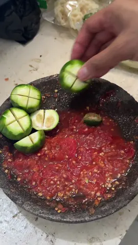 Tongkol goreng sambel tomat