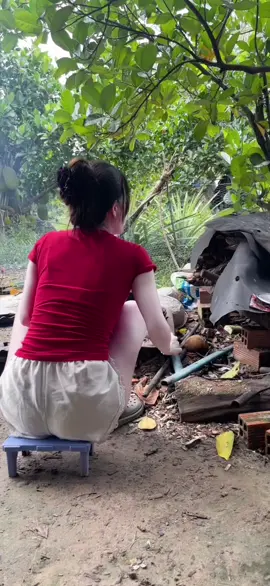 Họ cười khẩy xem em như kẻ tầm thường ,biết em vẩn còn vấn vương  nên họ chẳng muốn khiêm nhường #xuhuong 