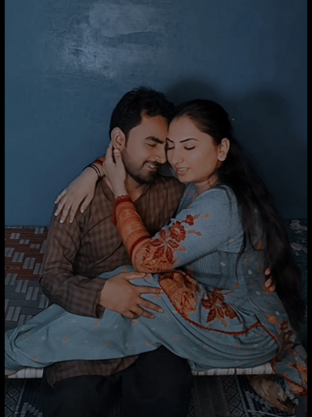 ہم تم کو نگاہوں میں اس طرح چھپا لینگے #creatorsearchinsights #couplegoals #fyp #foryou #viralvideo 
