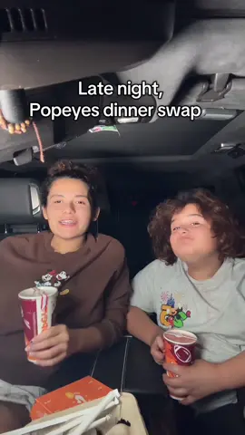 Popeyes dinner swap #popeyes #popeyeschicken #food #trend #fypp